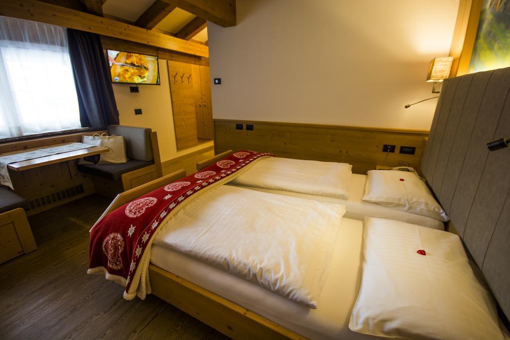 Hotel Cirelle Suite & Spa 卡纳泽伊 外观 照片